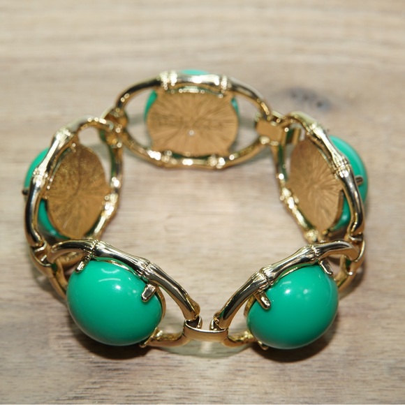 Stella & Dot Jewelry - Stella & Dot Chunky Green and Gold Statement Bracelet with an extension Link